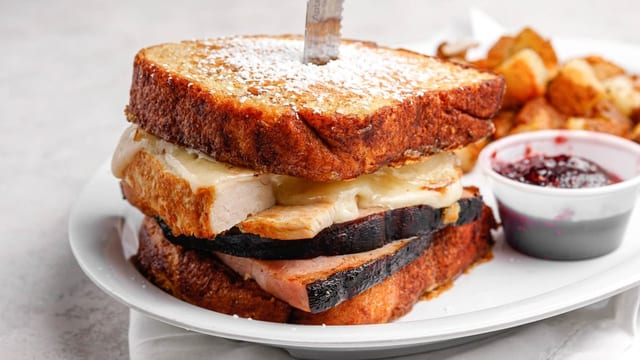 1MC Monte Cristo.